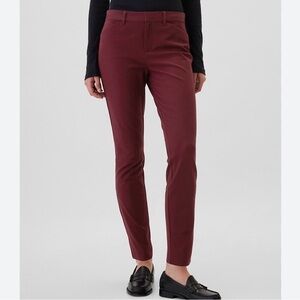 GAP Women's Burgundy Signature Skinny Ankle Pants